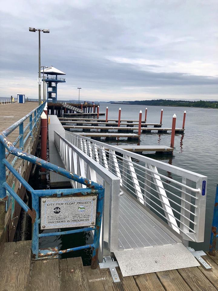 City Pier Floats